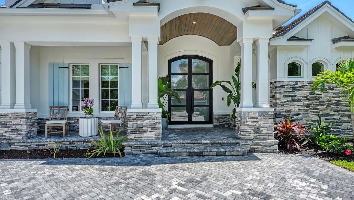Landings Charm photo 11