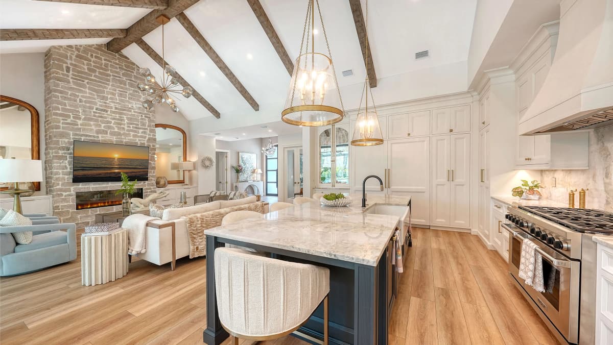 Landings Charm photo 22