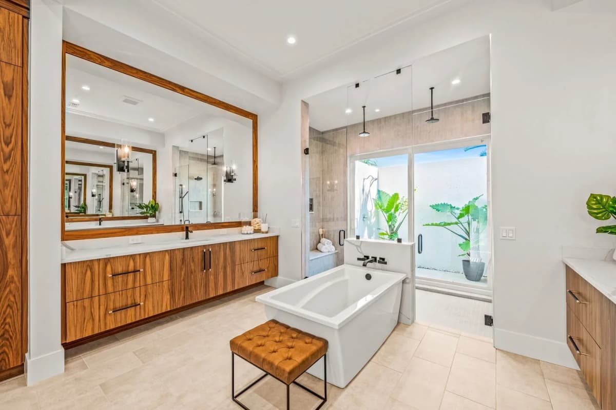 Primary bath double vanity and soaking tub