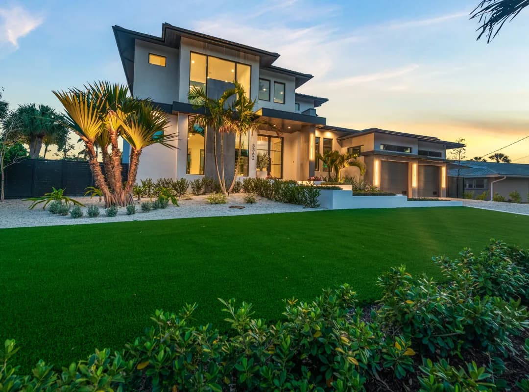 The Custom Home Design Process in Sarasota: How Architecture, Interior Design, and Construction Work Together
