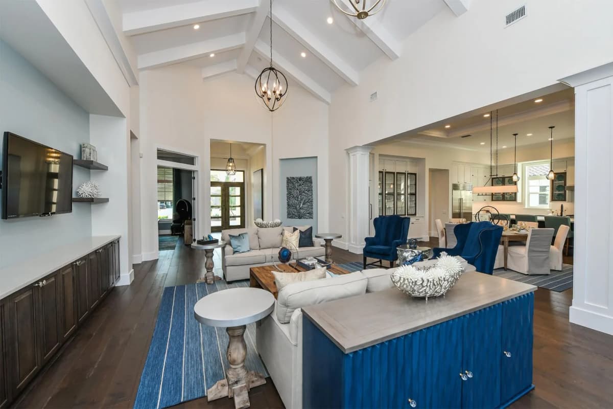 Great room open to the kitchen